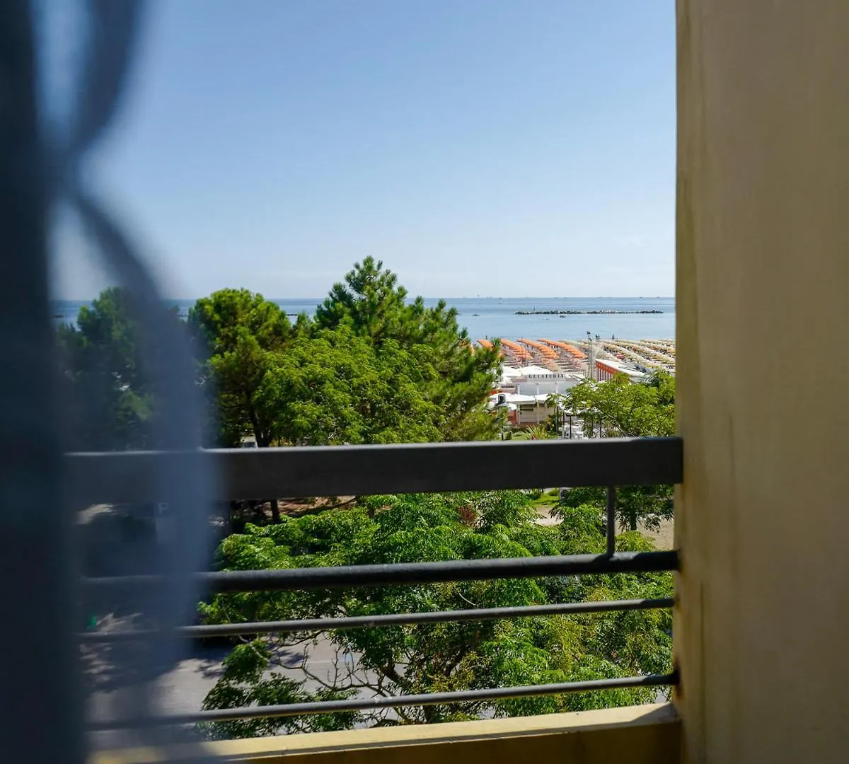Hotel Flora Cesenatico 3*,  Italia