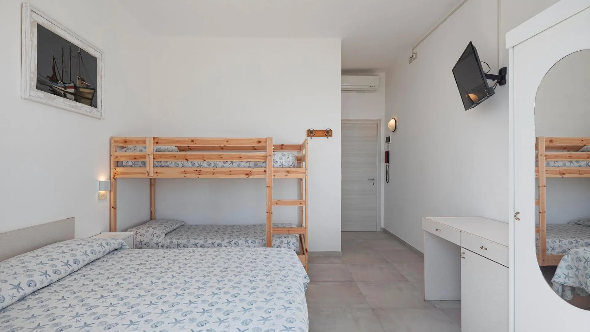 Hotel Flora Cesenatico