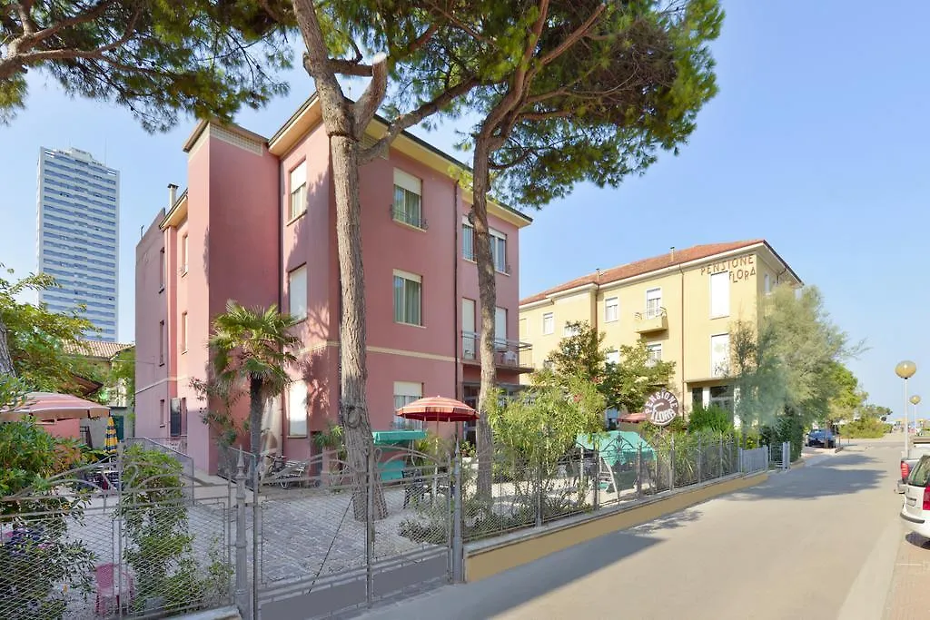 Hotel Flora Cesenatico 3*,  Italia