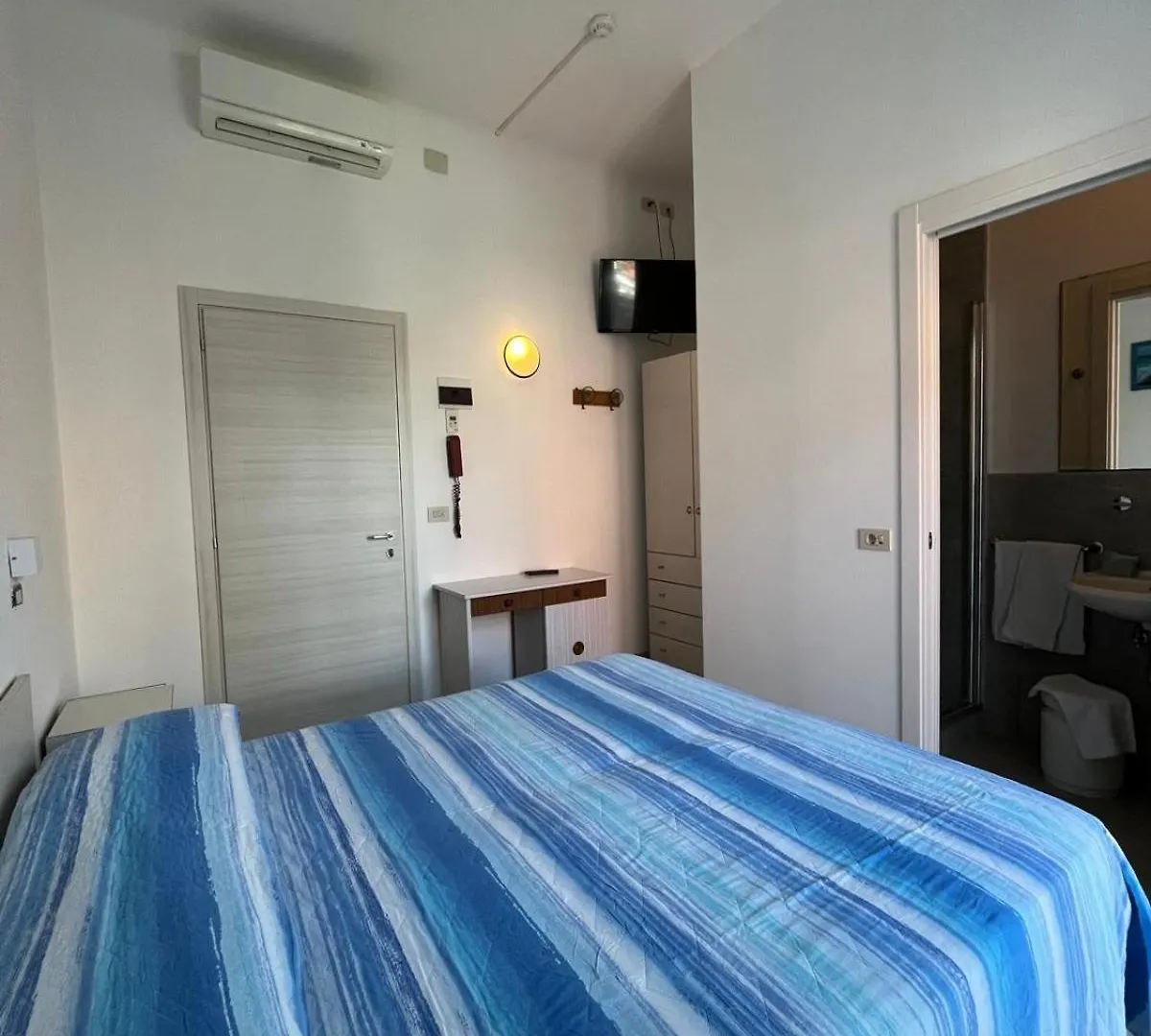 Hotel Flora Cesenatico