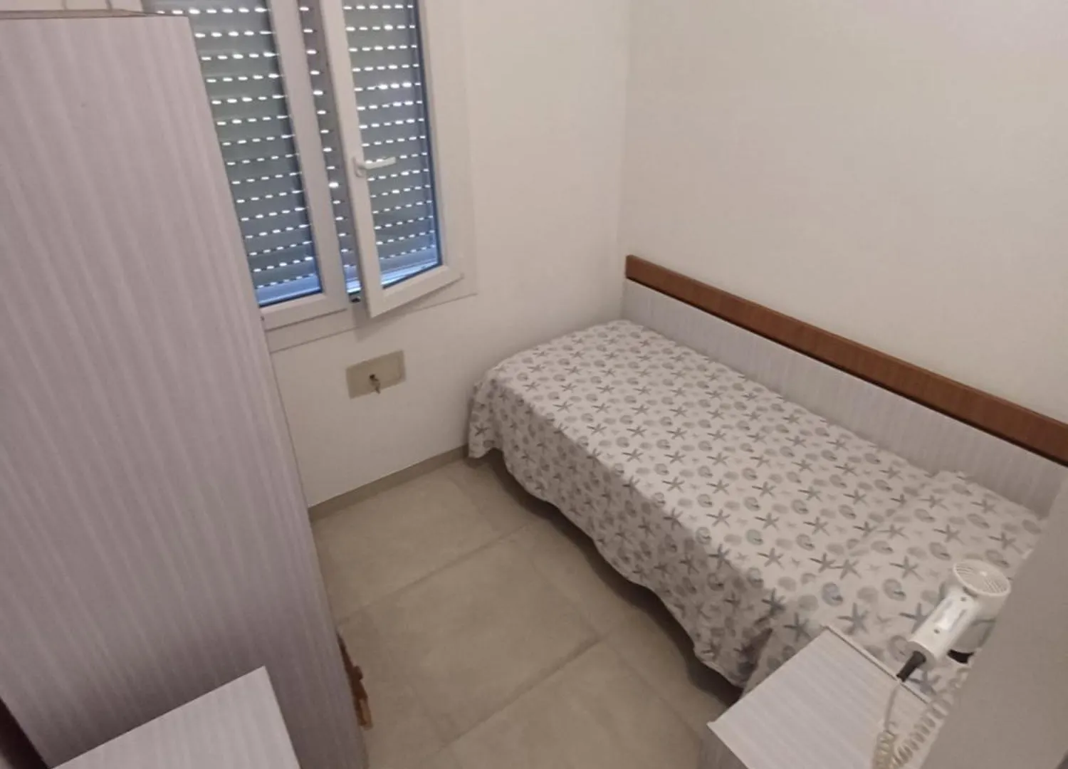 Hotel Flora تْشيزيناتيكو